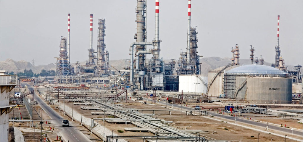 Guerra no Irã traz mais riscos à economia global que o choque do petróleo de 1973